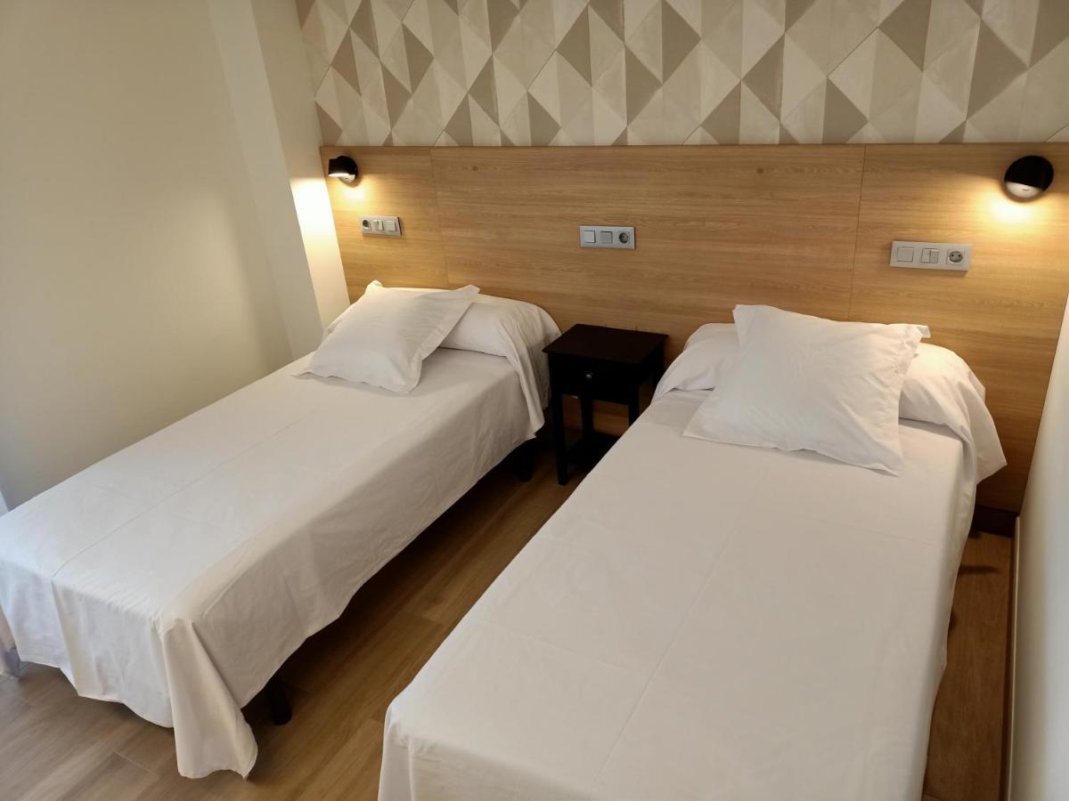Albergue La Huella San Martin del Camino Ngoại thất bức ảnh