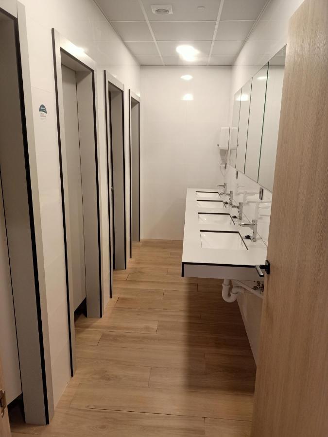 Albergue La Huella San Martin del Camino Ngoại thất bức ảnh
